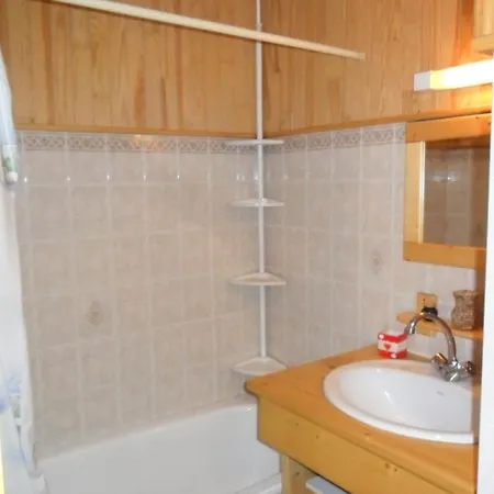 Le Roselin - 2 Pieces Pour 6 Personnes 601